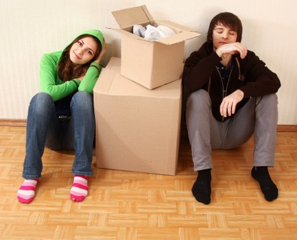 Packing and loading belongings for a same day move in Westend