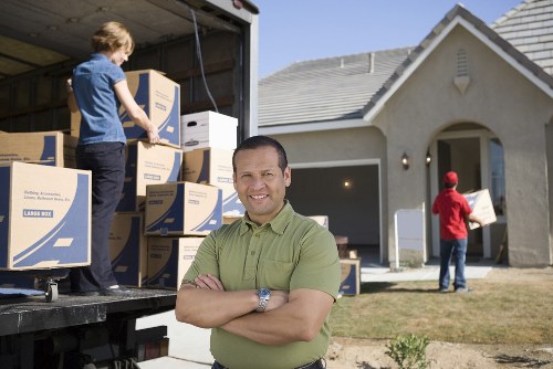 Affordable man with van in Westend handling a local relocation