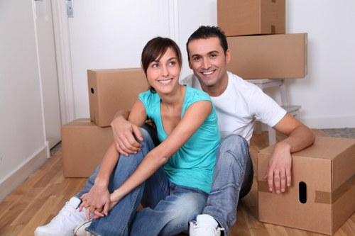 Moving truck in Westend for local relocation