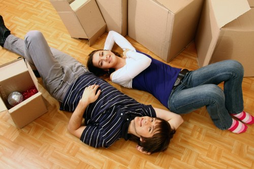 Packing and labeling boxes for a Westend house relocation